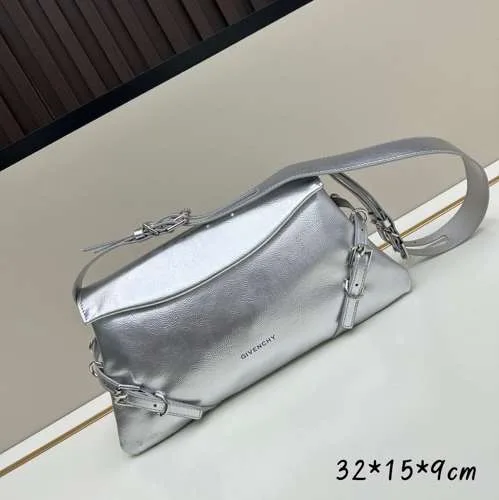 ジバンシィ プティ ヴォワイユー レザー ショルダーバッグ スーパーコピー シルバー