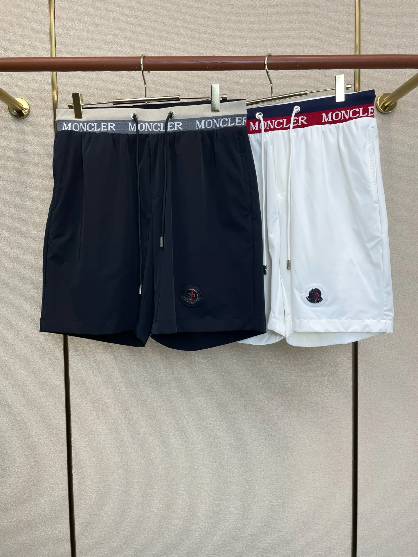 スタイリッシュ カジュアル モンクレール パンツ 偽物 ショートパンツ