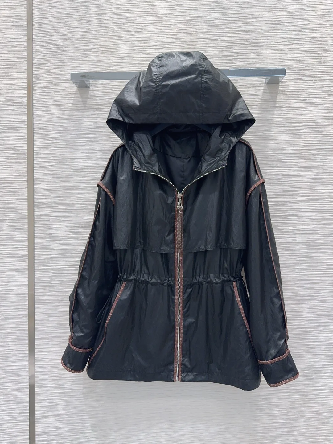 モノグラム アクセント パーカ ルイ・ヴィトン ジャケット コピー ブラック