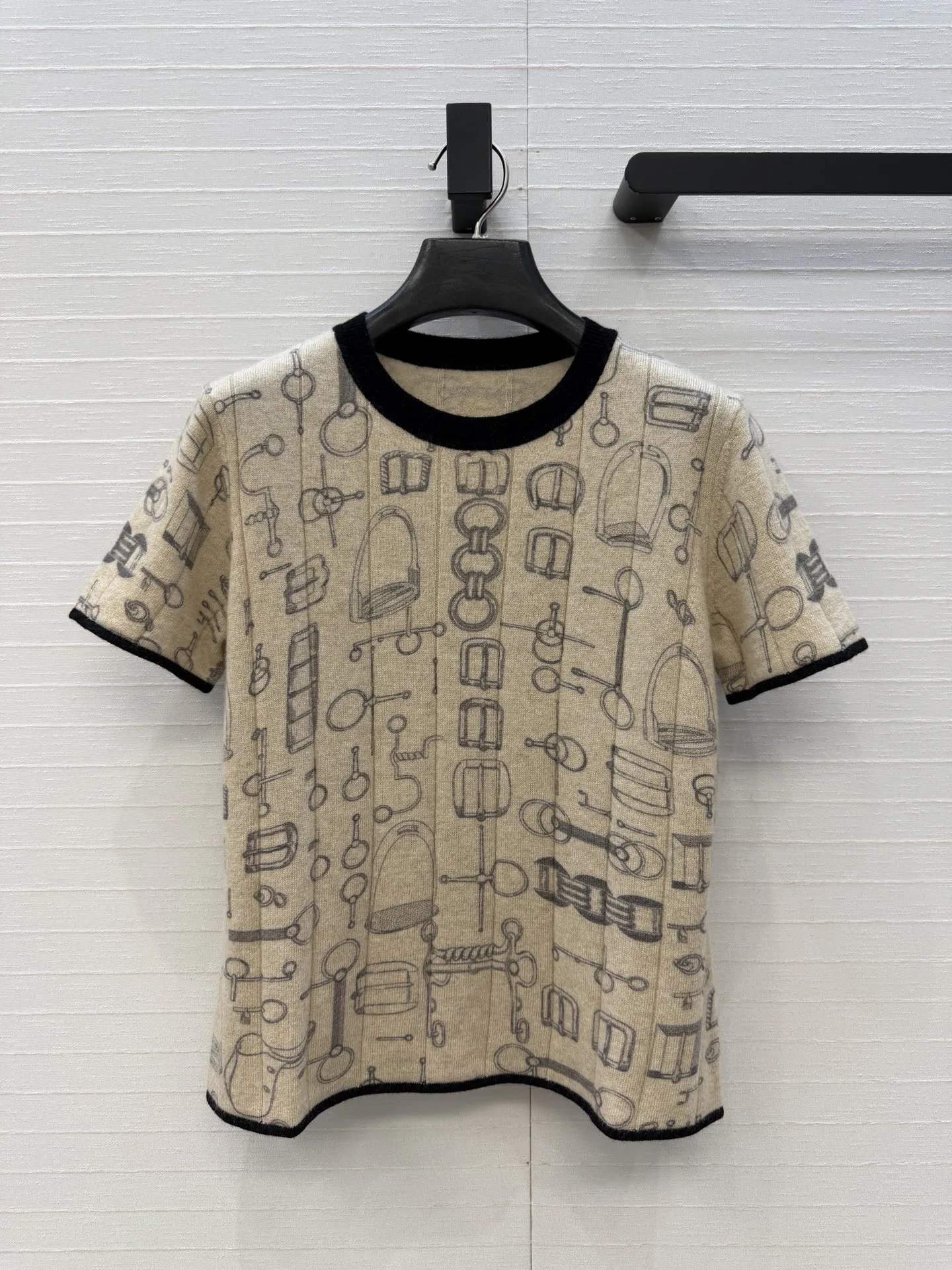 お洒落 上品 カシミヤ ショートスリーブニット エルメス ニット コピー ベージュ