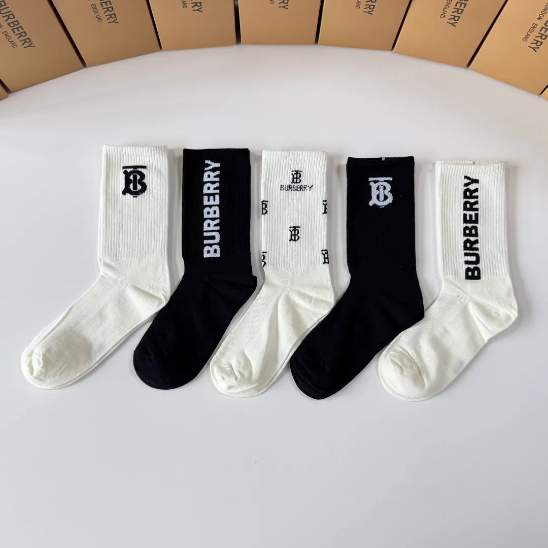 バーバリー 靴下 偽物 合わせやすい おしゃれ ソックス 5足セット