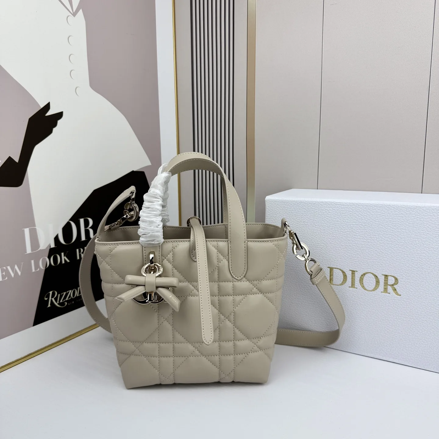 人気 クラシック クリスチャン・ディオール コピー Dior Toujours スモール ハンドバッグ アイボリー