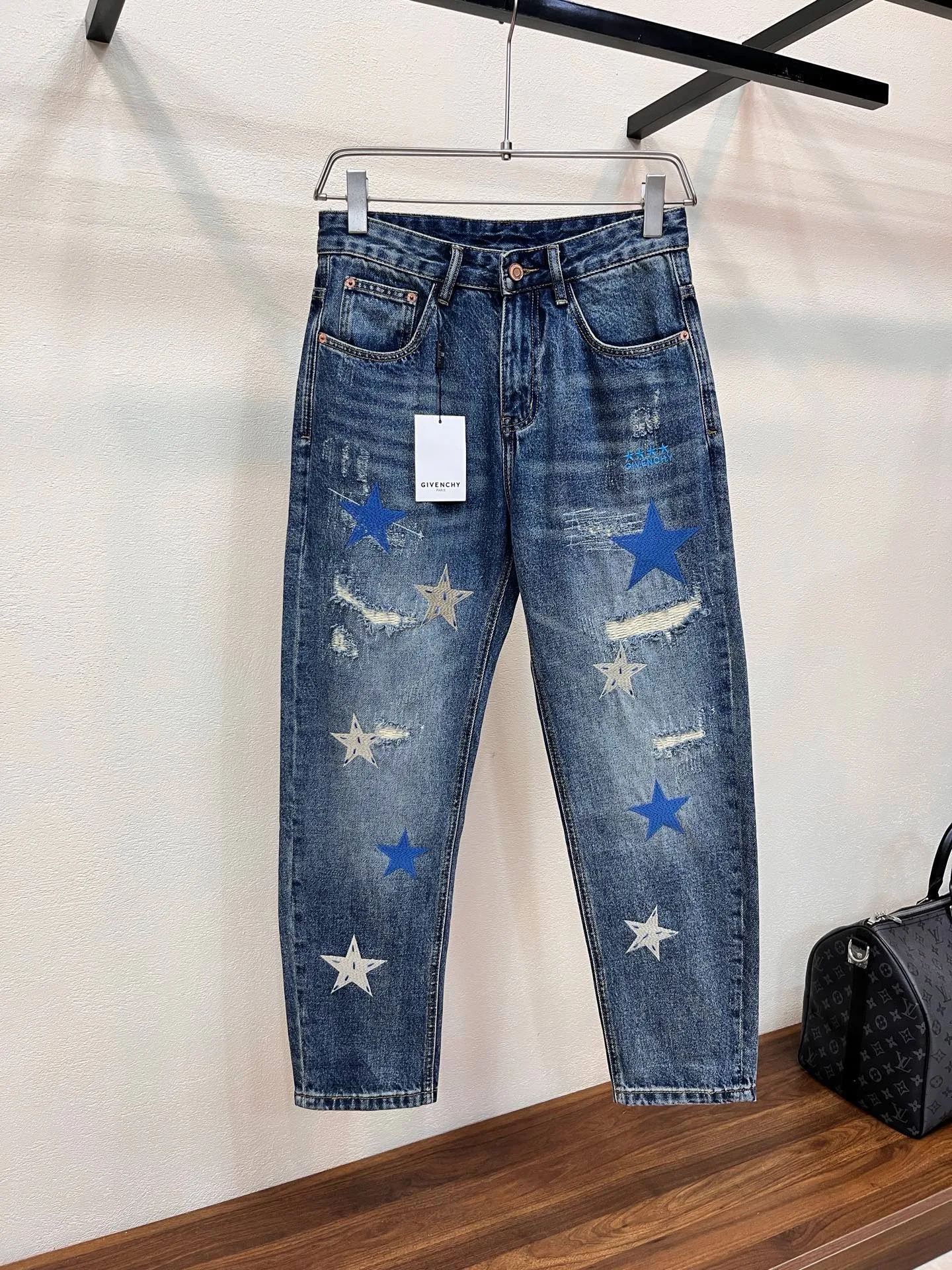 スターモチーフ ダメージ加工 デニムパンツ ジバンシィ ジーンズ コピー
