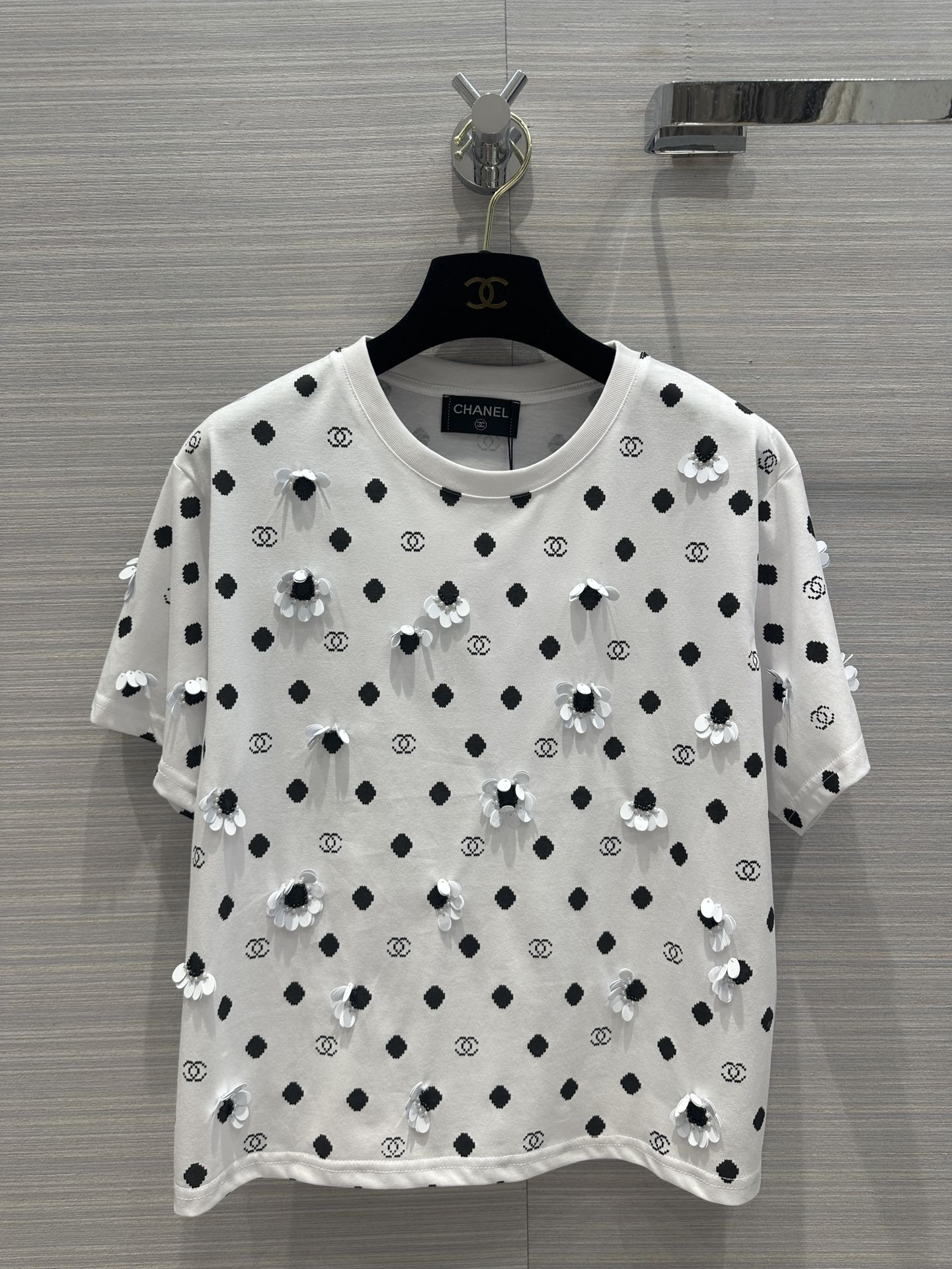 可愛い フラワー ロゴ クルーネック コットン シャネル Tシャツ コピー 半袖Tシャツ ホワイト