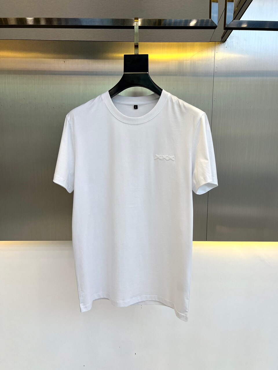 定番 合わせやすい クルーネック エルメネジルド・ゼニア Tシャツ コピー 半袖Tシャツ 