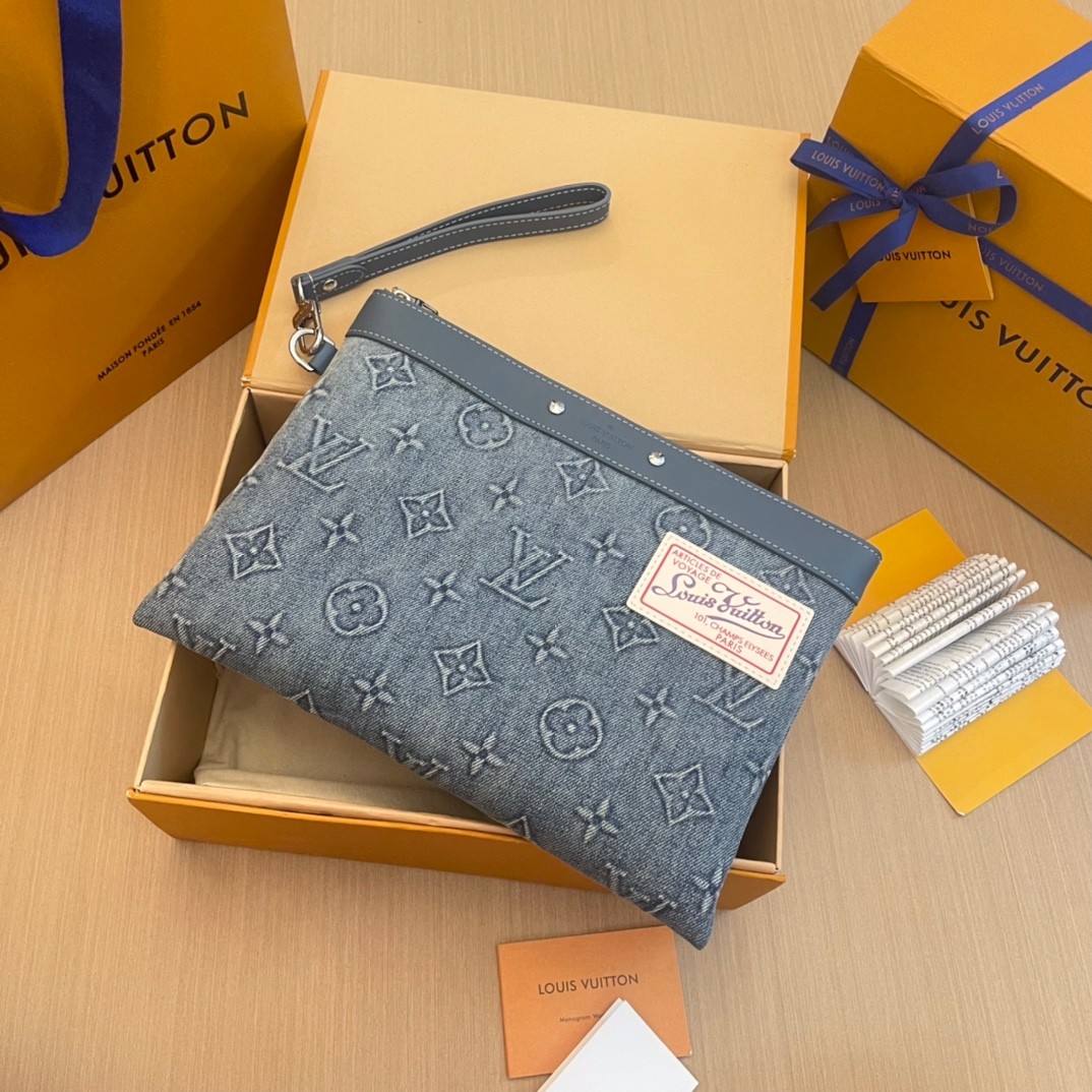 LOUIS VUITTON モノグラムデニム ポシェット・トゥ・ゴー M82313 コピー クラッチバッグ