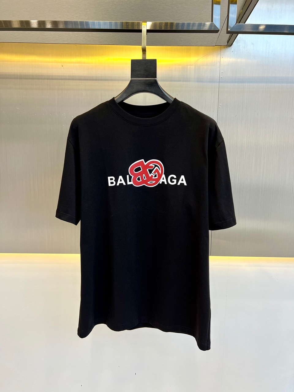 ベーシック カジュアル ロゴ クルーネック 半袖Tシャツ バレンシアガ Tシャツ コピー メンズ ブラック