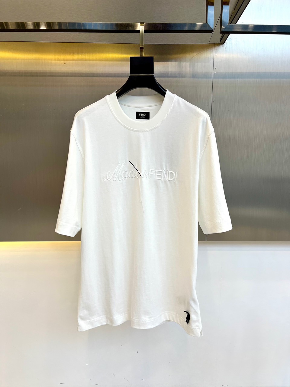 シンプル カジュアル リラックス Tシャツ フェンディ 半袖Tシャツ コピー ホワイト