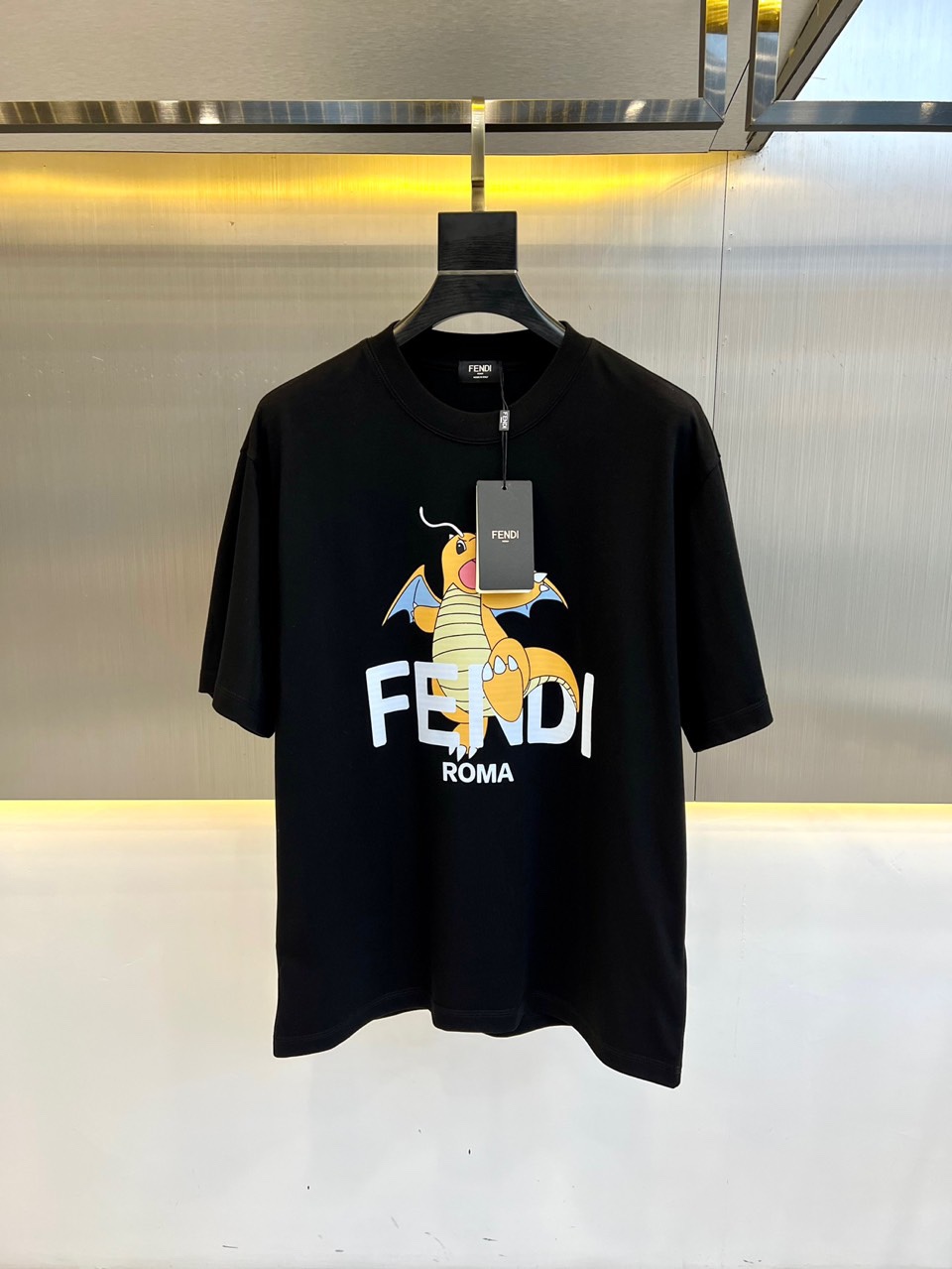 大人気 FENDI x FRGMT x POKEMON フェンディ 半袖Tシャツ コピー ブラック