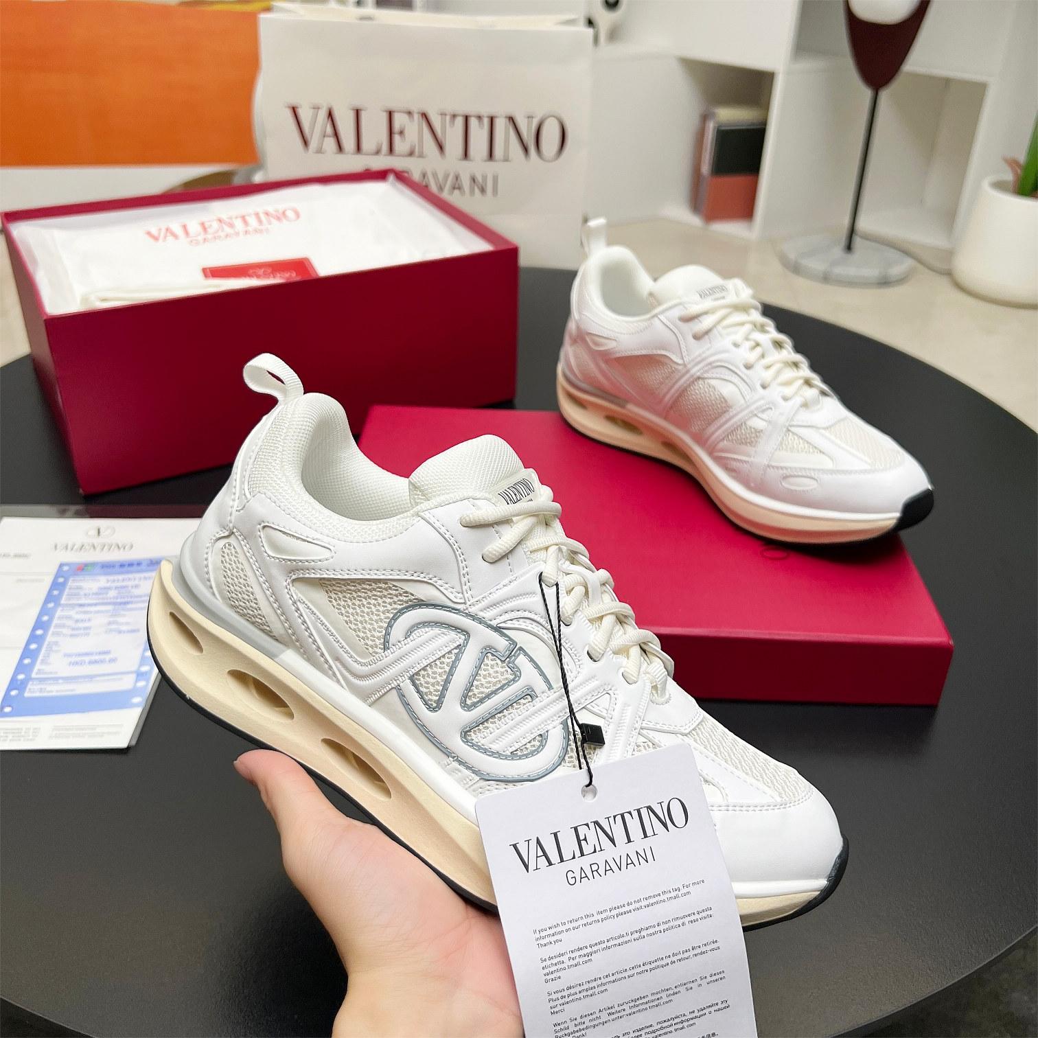 トップ valentino スニーカー コピー